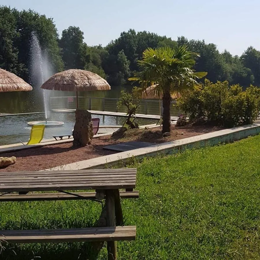 Camping Les Lacs D'Armagnac Bretagne-d'Armagnac Campsite