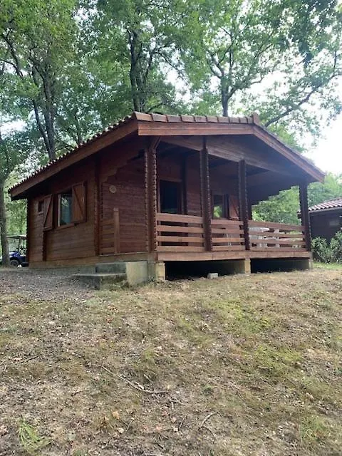 Campsite Camping Les Lacs D'Armagnac Bretagne-d'Armagnac France