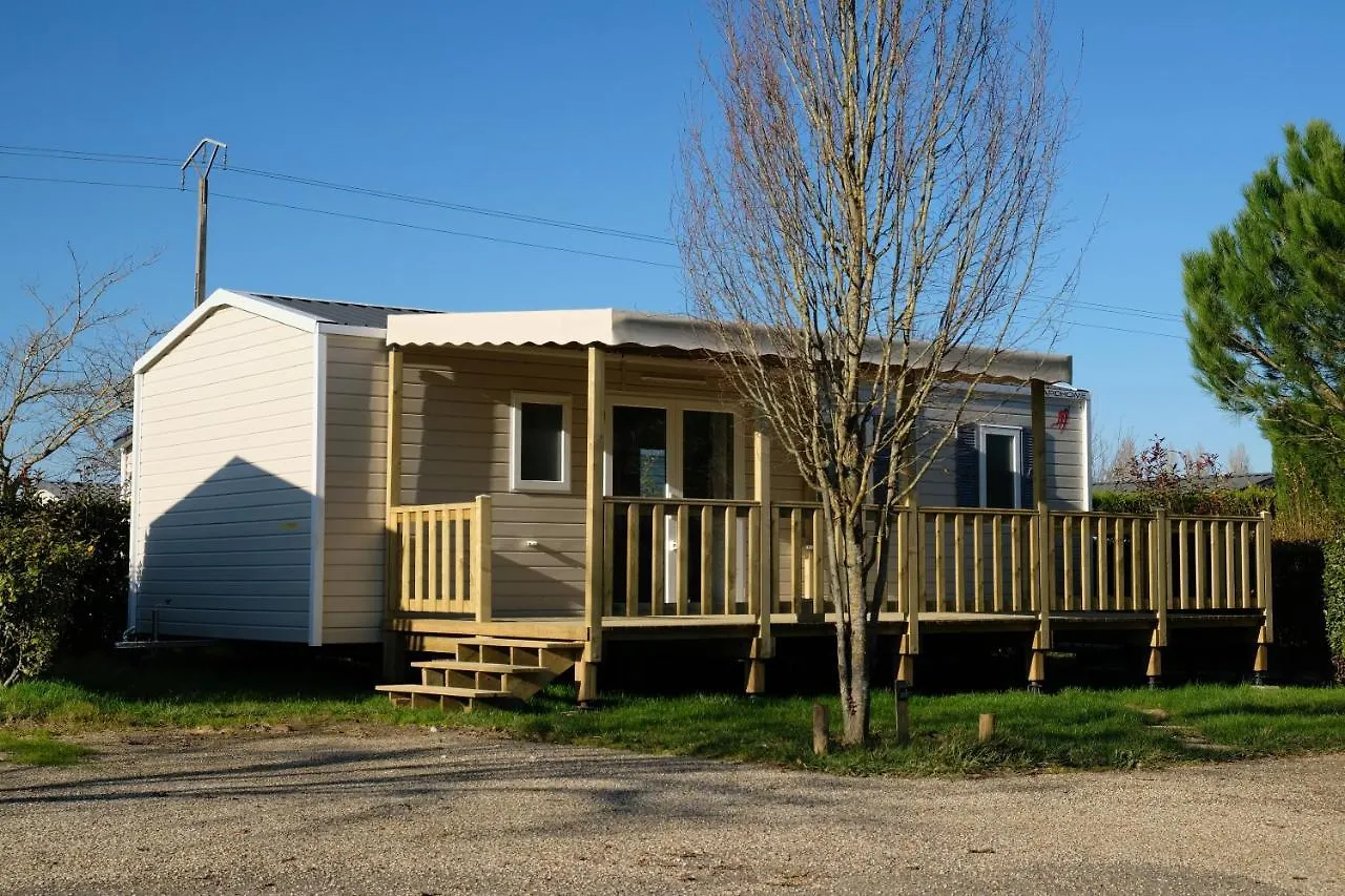 Camping Les Lacs D'Armagnac Bretagne-d'Armagnac
