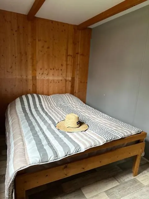 Camping Les Lacs D'Armagnac Bretagne-d'Armagnac 0*,  France